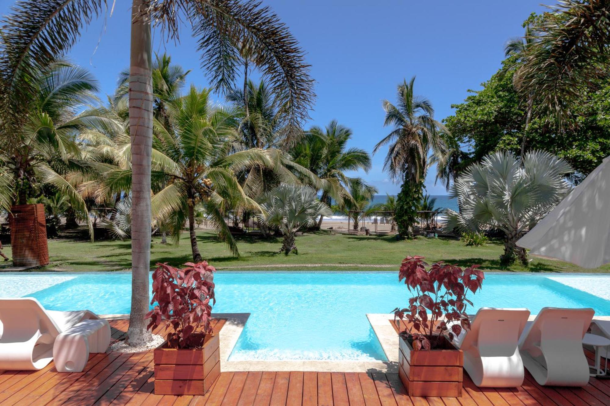 Le Cameleon Boutique Hotel Puerto Viejo de Talamanca Exterior photo