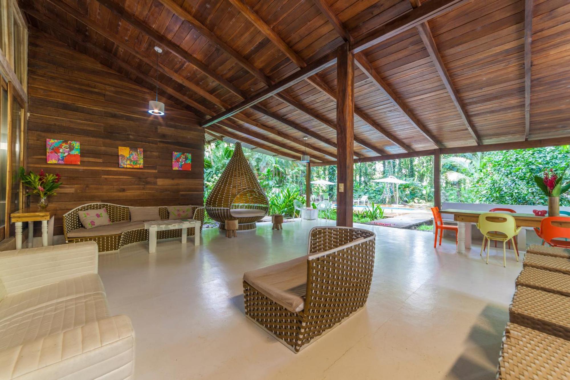 Le Cameleon Boutique Hotel Puerto Viejo de Talamanca Exterior photo